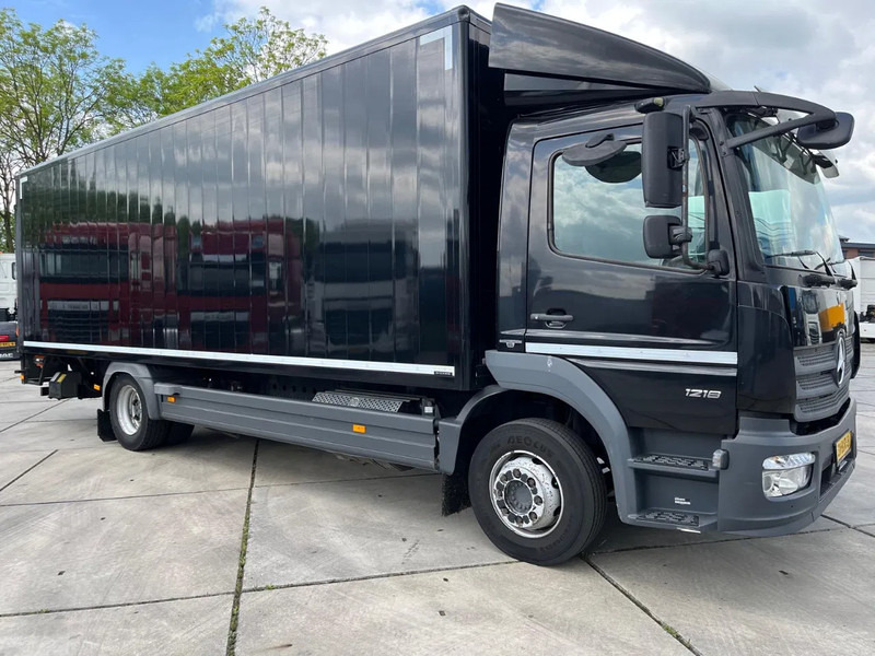 Mercedes-Benz Atego 1218 - Грузовик с закрытым кузовом: фото 5 Mercedes-Benz Atego 1218 - Грузовик с закрытым кузовом: фото 5