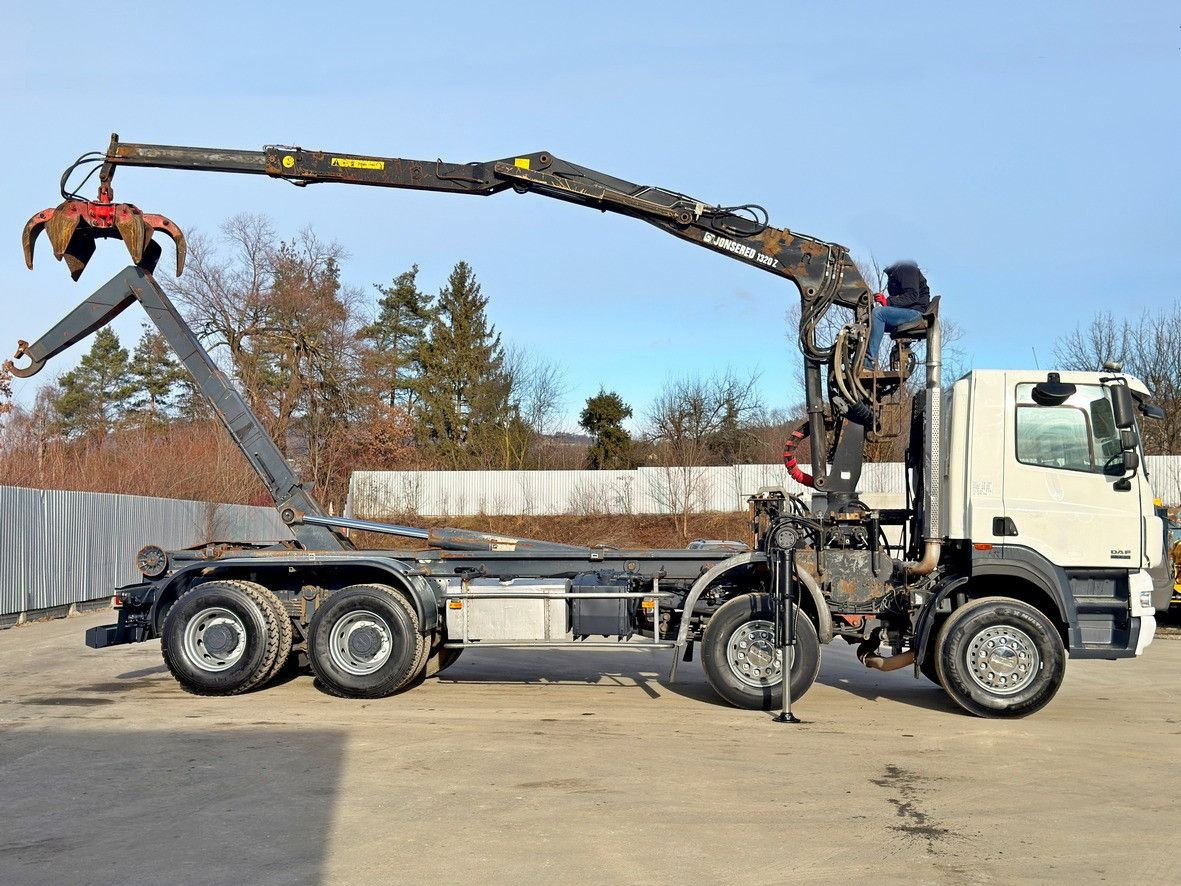 DAF CF 85.430 * ABROLLKIPPER + JONSERED J1320 Z /8x4 - Крюковой мультилифт, Автоманипулятор: фото 5 DAF CF 85.430 * ABROLLKIPPER + JONSERED J1320 Z /8x4 - Крюковой мультилифт, Автоманипулятор: фото 5