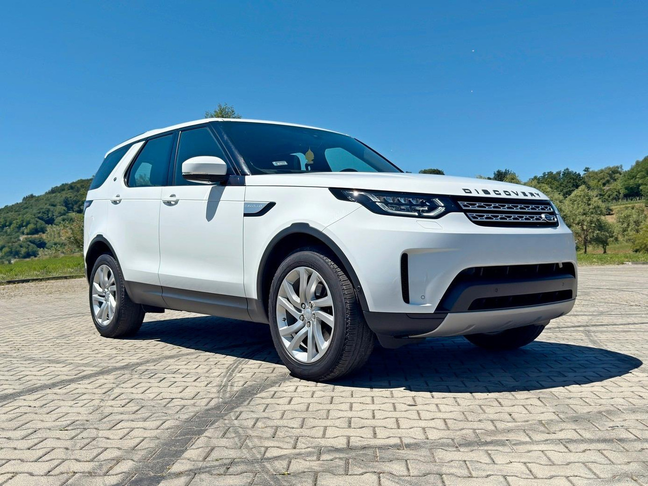 Land Rover Discovery - Внедорожник: фото 1 Land Rover Discovery - Внедорожник: фото 1