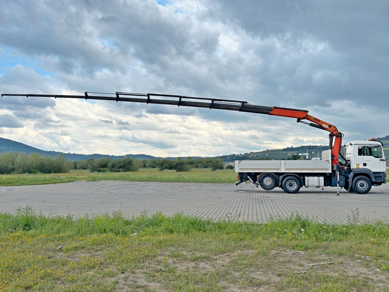 MAN TGA 26.430 Pritsche 5,50m + KRAN+ FUNK/6-4H2 MAN TGA 26.430 * PK 23002 + FUNK/6-4H2 - Автоманипулятор: фото 5 MAN TGA 26.430 Pritsche 5,50m + KRAN+ FUNK/6-4H2 MAN TGA 26.430 * PK 23002 + FUNK/6-4H2 - Автоманипулятор: фото 5