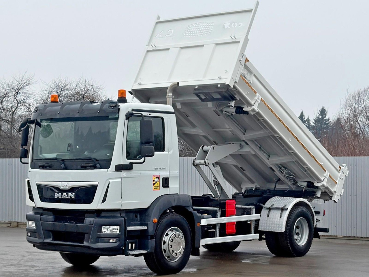 MAN TGM 18.290 * Kipper 4,65 m * TOPZUSTAND - Самосвал, Автоманипулятор: фото 2 MAN TGM 18.290 * Kipper 4,65 m * TOPZUSTAND - Самосвал, Автоманипулятор: фото 2