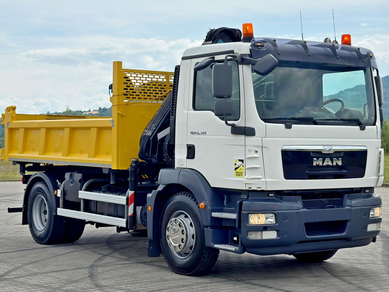 MAN TGM 18.340* KIPPER 4,05m*HIAB 111 B-2 HIDUO/FUNK - Автоманипулятор: фото 4 MAN TGM 18.340* KIPPER 4,05m*HIAB 111 B-2 HIDUO/FUNK - Автоманипулятор: фото 4
