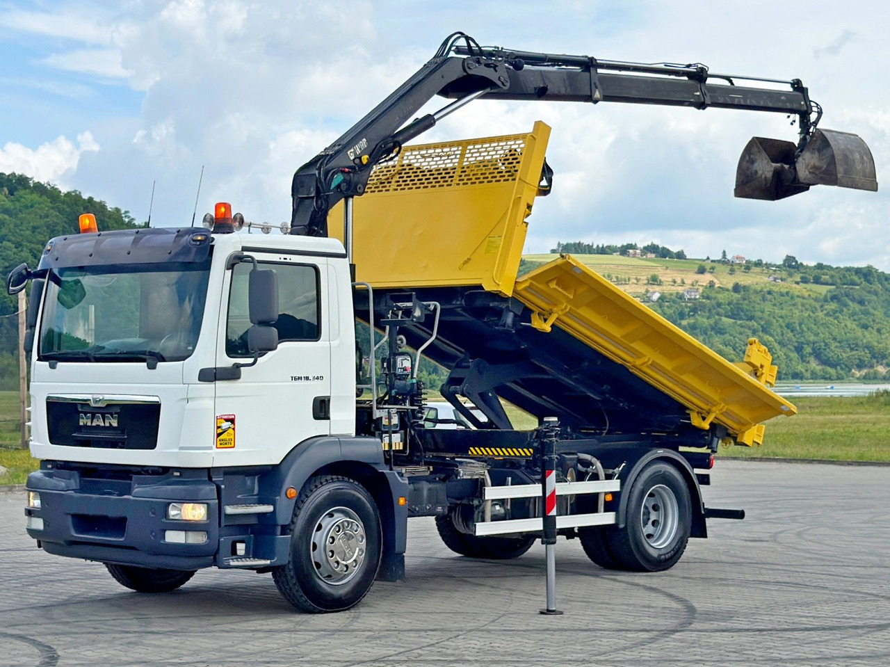 MAN TGM 18.340* KIPPER 4,05m*HIAB 111 B-2 HIDUO/FUNK - Самосвал, Автоманипулятор: фото 3 MAN TGM 18.340* KIPPER 4,05m*HIAB 111 B-2 HIDUO/FUNK - Самосвал, Автоманипулятор: фото 3