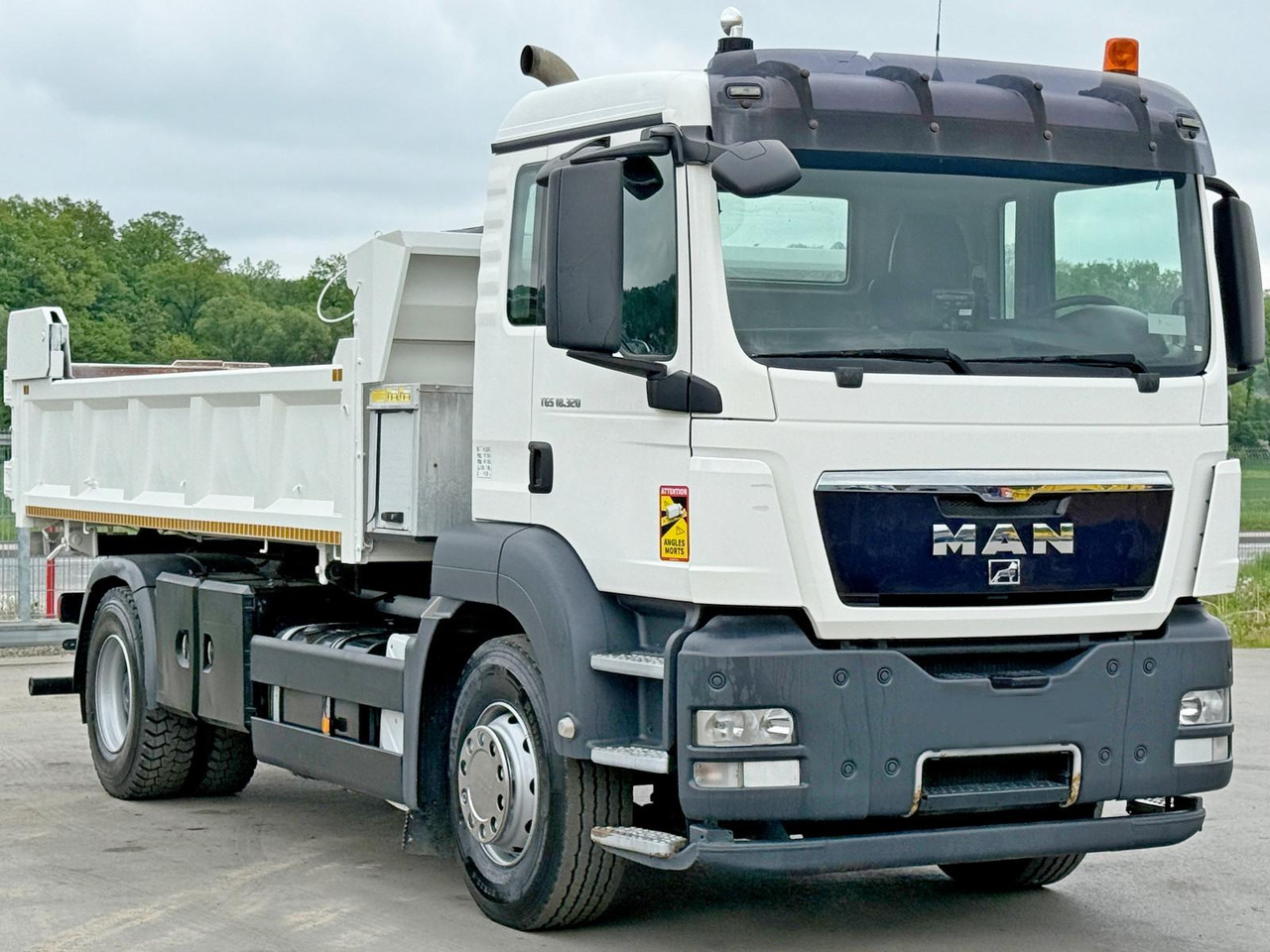 MAN TGS 18.320 * KIPPER 4,95m + BORDMATIC*TOPZUSTAND - Самосвал, Автоманипулятор: фото 5 MAN TGS 18.320 * KIPPER 4,95m + BORDMATIC*TOPZUSTAND - Самосвал, Автоманипулятор: фото 5