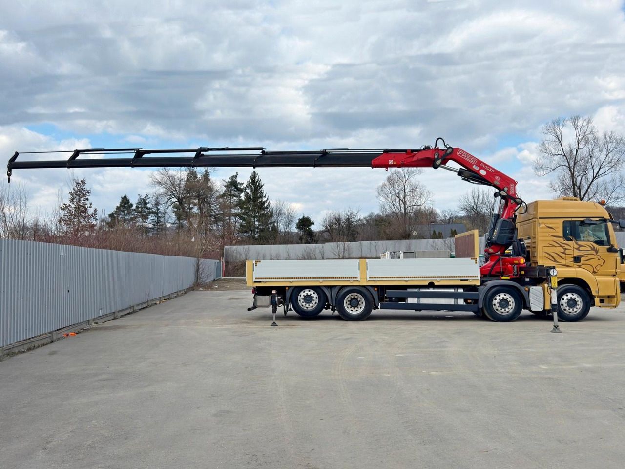 MAN TGS 35.480* FASSI F450 BXP.26 + FUNK* TOPZUSTAND - Грузовик бортовой/ Платформа, Автоманипулятор: фото 5 MAN TGS 35.480* FASSI F450 BXP.26 + FUNK* TOPZUSTAND - Грузовик бортовой/ Платформа, Автоманипулятор: фото 5