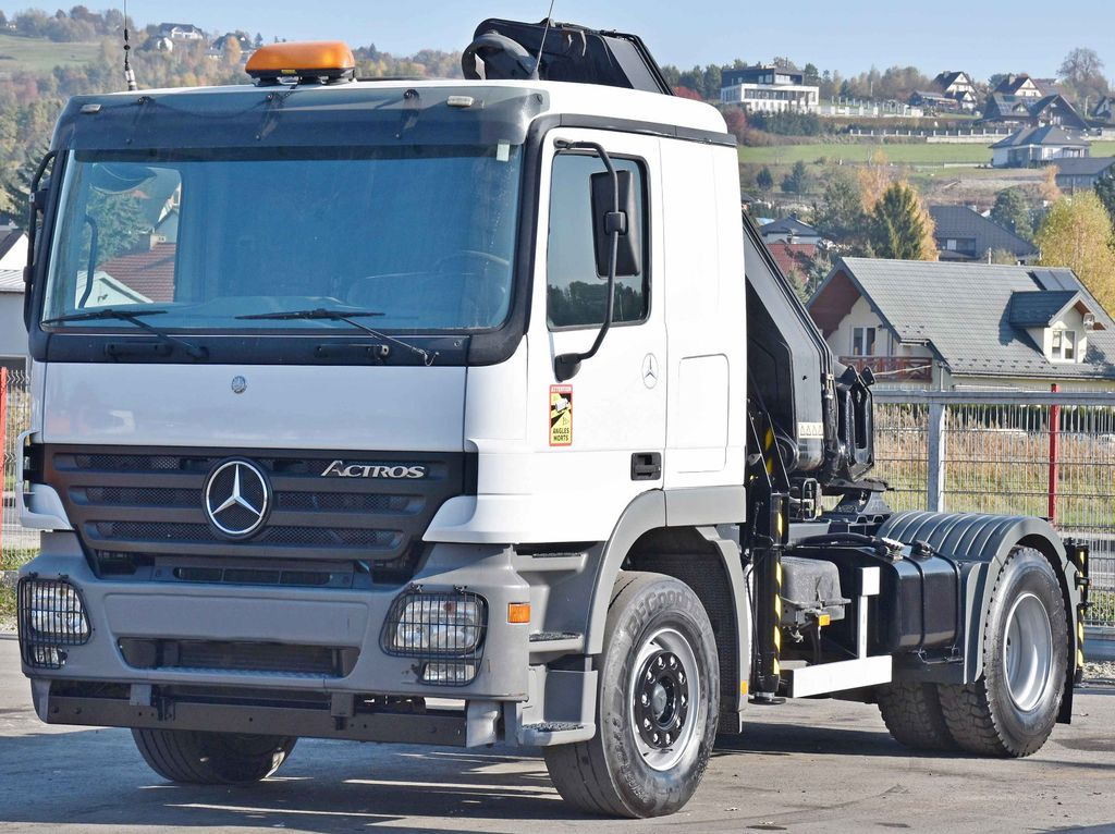 Mercedes-Benz ACTROS 1844 * Sattelzugmaschine *HIAB 330-5/FUNK Mercedes-Benz ACTROS 1844 * Sattelzugmaschine *HIAB 330-5/FUNK - Автоманипулятор, Тягач: фото 4 Mercedes-Benz ACTROS 1844 * Sattelzugmaschine *HIAB 330-5/FUNK Mercedes-Benz ACTROS 1844 * Sattelzugmaschine *HIAB 330-5/FUNK - Автоманипулятор, Тягач: фото 4