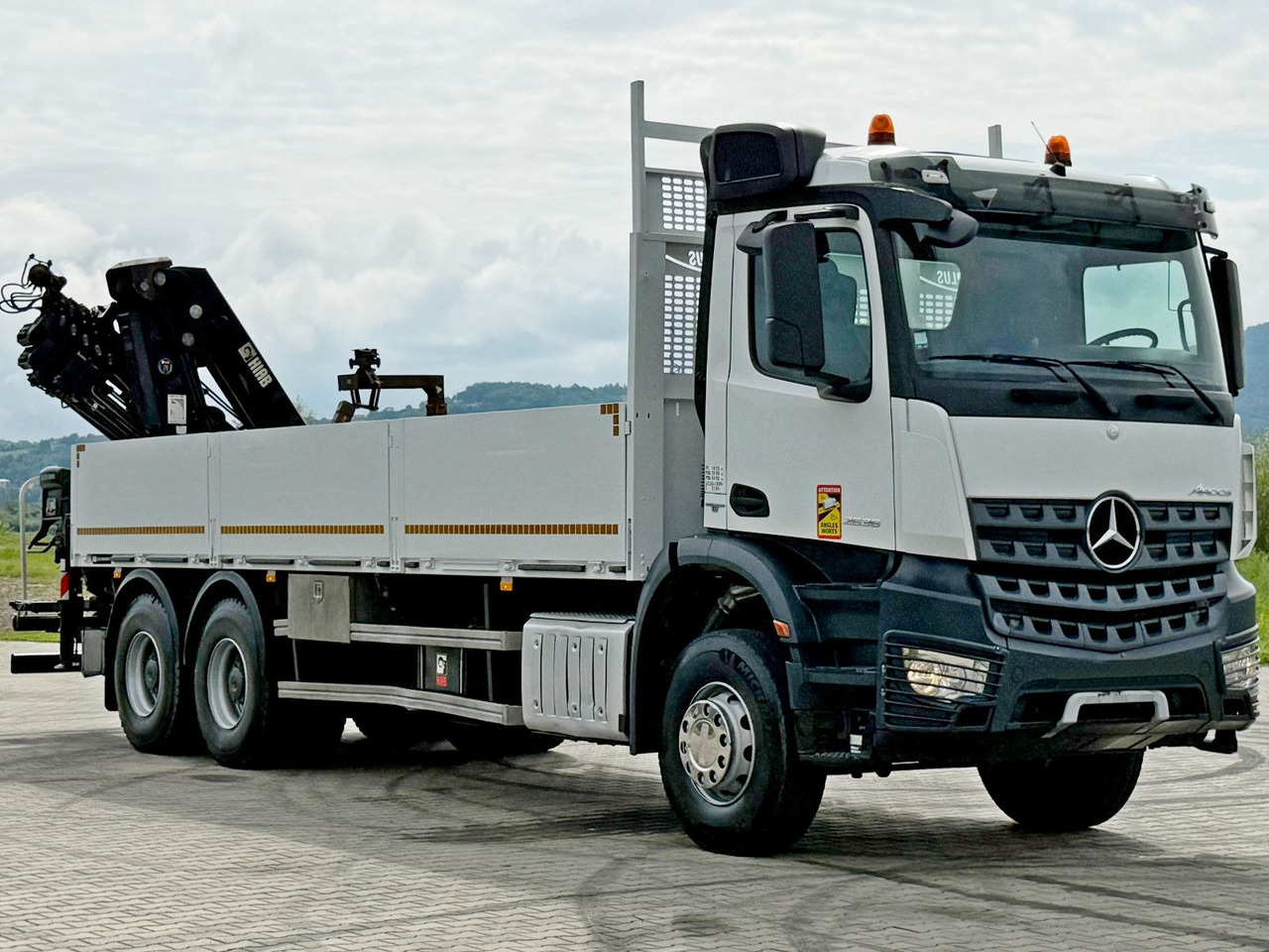 Mercedes-Benz ACTROS 2636 * HIAB 211 E-6 HIDUO/FUNK *6x4 - Автоманипулятор: фото 3 Mercedes-Benz ACTROS 2636 * HIAB 211 E-6 HIDUO/FUNK *6x4 - Автоманипулятор: фото 3