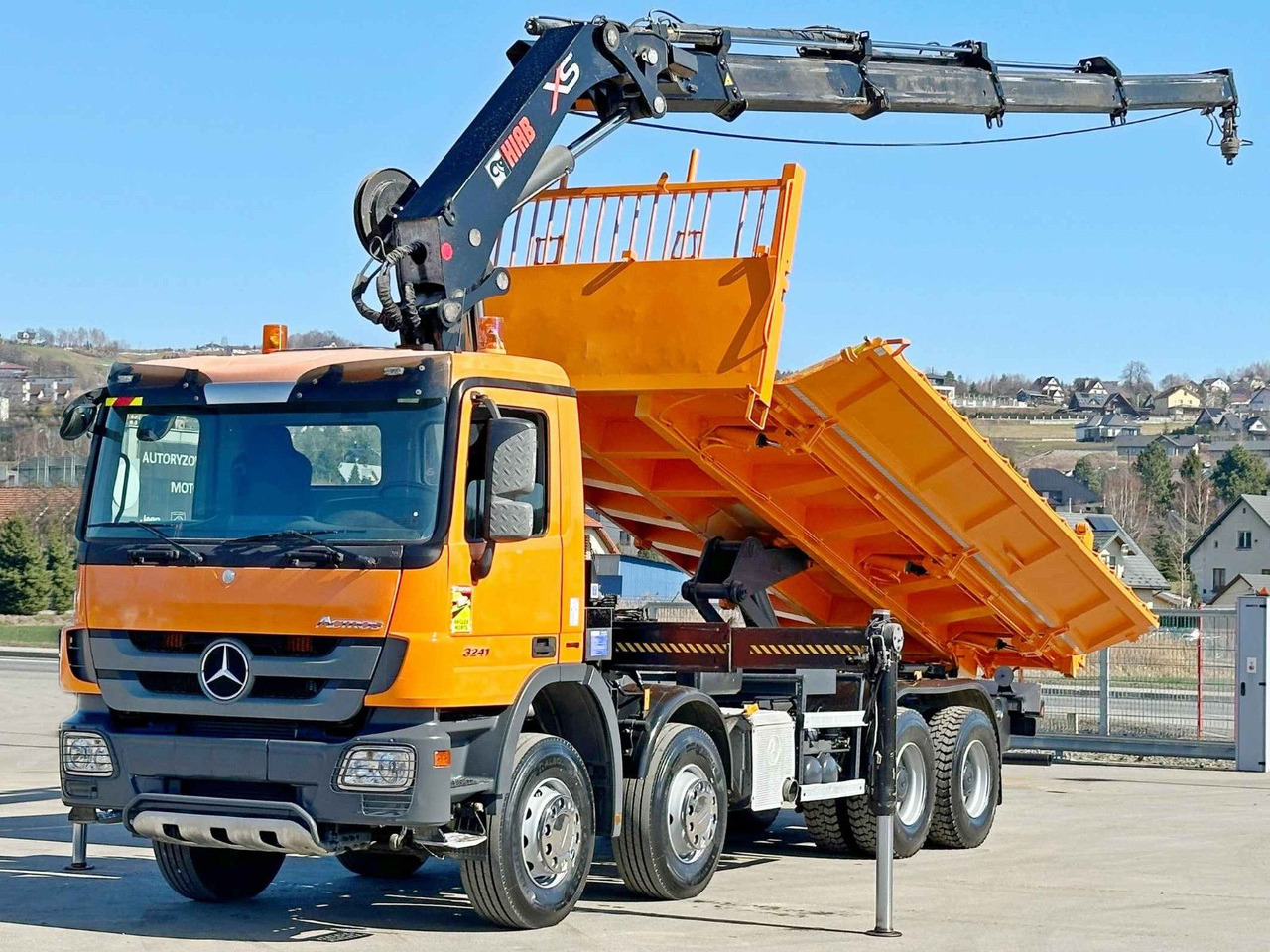 Mercedes-Benz ACTROS 3241 * HIAB 322 EP-4 HIDUO + FUNK / 8x4 - Самосвал, Автоманипулятор: фото 3 Mercedes-Benz ACTROS 3241 * HIAB 322 EP-4 HIDUO + FUNK / 8x4 - Самосвал, Автоманипулятор: фото 3