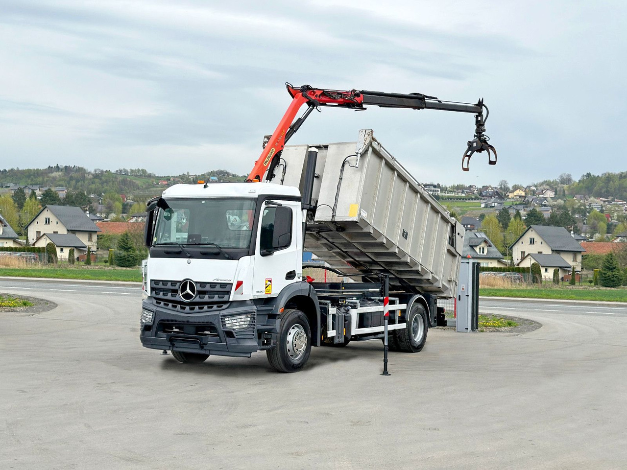 Mercedes-Benz AROCS 1830* KIPPER 5,00m * PK 7.501 SLD A + FUNK - Автоманипулятор: фото 2 Mercedes-Benz AROCS 1830* KIPPER 5,00m * PK 7.501 SLD A + FUNK - Автоманипулятор: фото 2