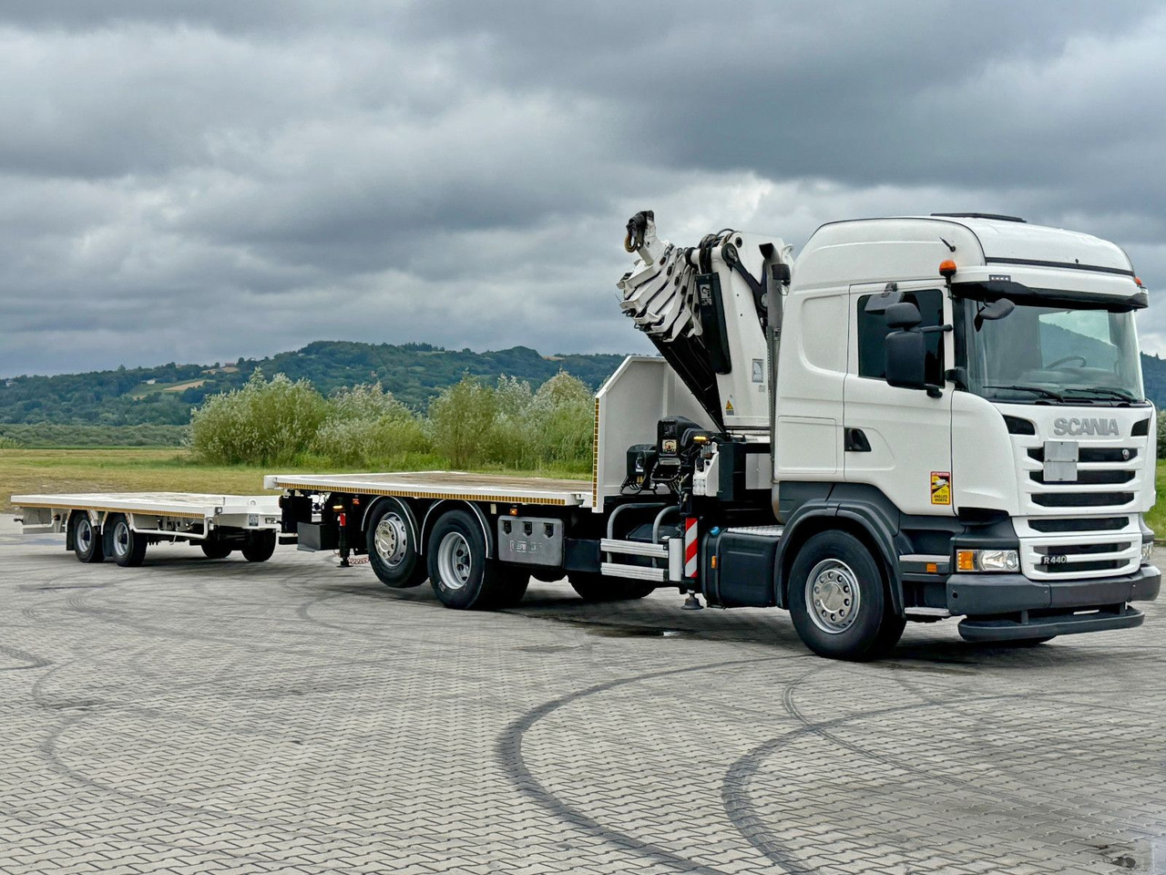 Scania R440 * HIAB 422 E-6 HIPRO + FUNK + Anhänger! 6x4 - Автоманипулятор: фото 3 Scania R440 * HIAB 422 E-6 HIPRO + FUNK + Anhänger! 6x4 - Автоманипулятор: фото 3