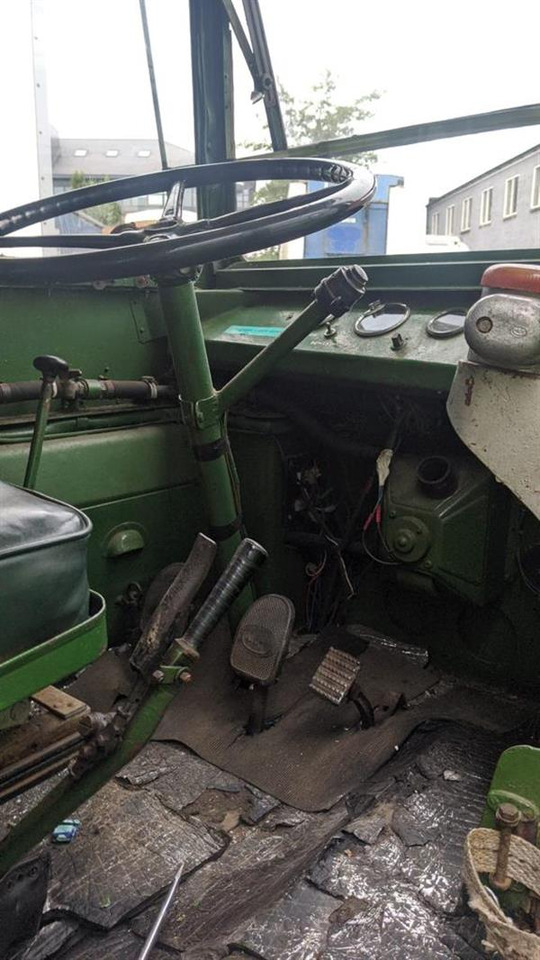 Двухэтажный автобус 1949 Guy Arab back loader, half cab double decker: фото 19