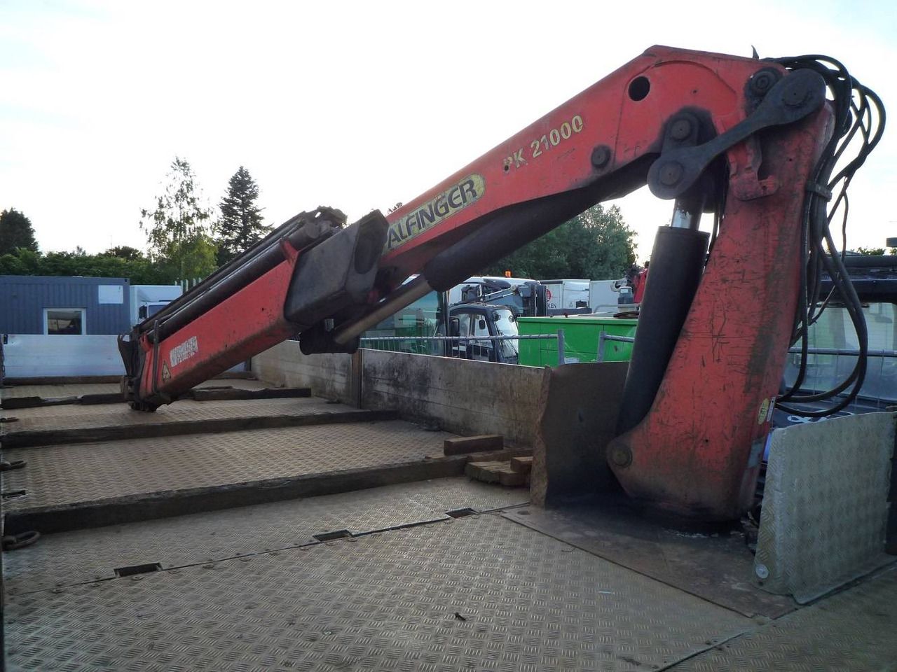Geollner SPL2.18L - Полуприцеп бортовой/ Платформа: фото 5 Geollner SPL2.18L - Полуприцеп бортовой/ Платформа: фото 5