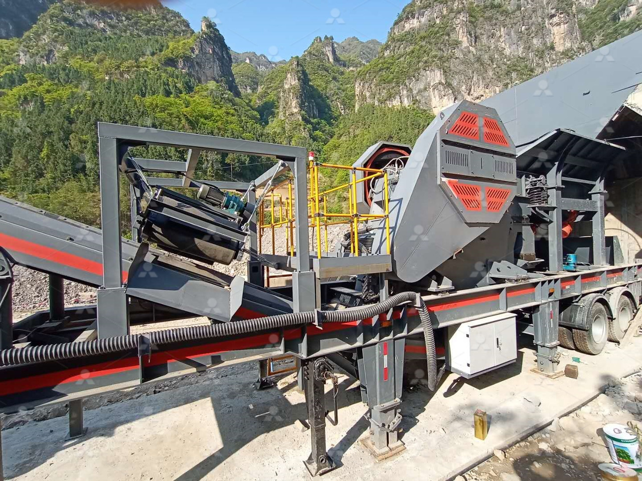 LIMING NK series mobile crusher - Мобильная дробилка: фото 3 LIMING NK series mobile crusher - Мобильная дробилка: фото 3
