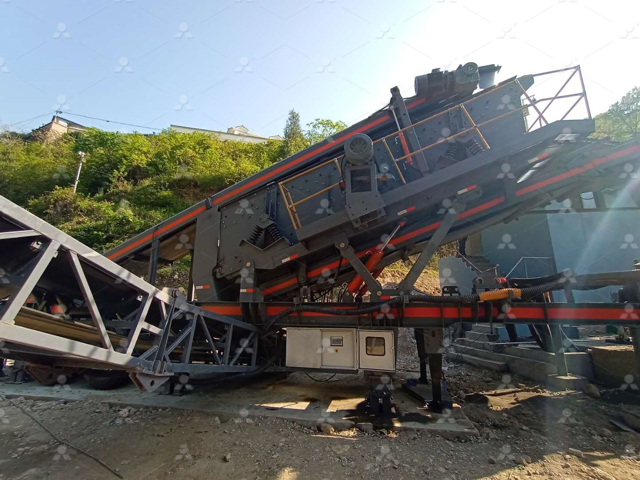 LIMING NK series mobile crusher - Мобильная дробилка: фото 4 LIMING NK series mobile crusher - Мобильная дробилка: фото 4