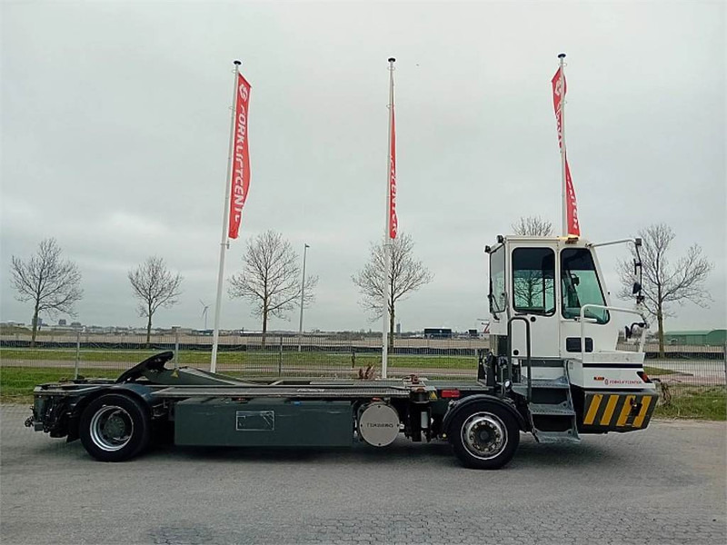 Terberg BC182 - Терминальный тягач: фото 2 Terberg BC182 - Терминальный тягач: фото 2