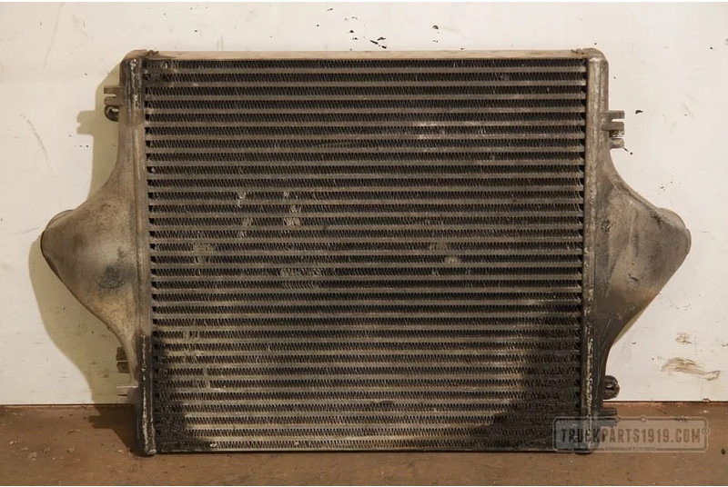 Behr HELLA SERVICE Cooling System Interkoeler MAN - Радиатор для Грузовиков: фото 2 Behr HELLA SERVICE Cooling System Interkoeler MAN - Радиатор для Грузовиков: фото 2