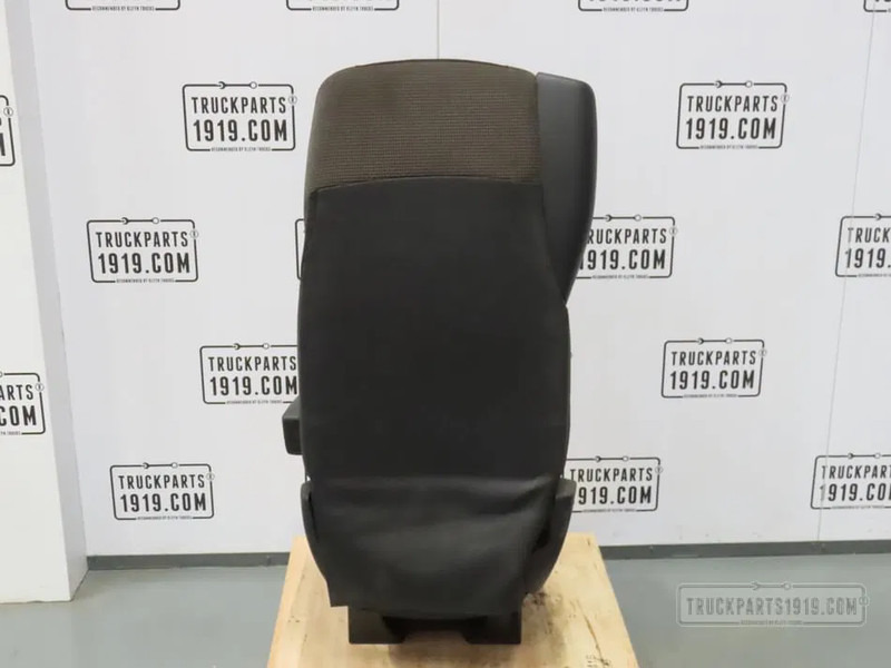 DAF 1844384 Bijrijdersstoel DAF XF 106 - Сиденье для Грузовиков: фото 2 DAF 1844384 Bijrijdersstoel DAF XF 106 - Сиденье для Грузовиков: фото 2