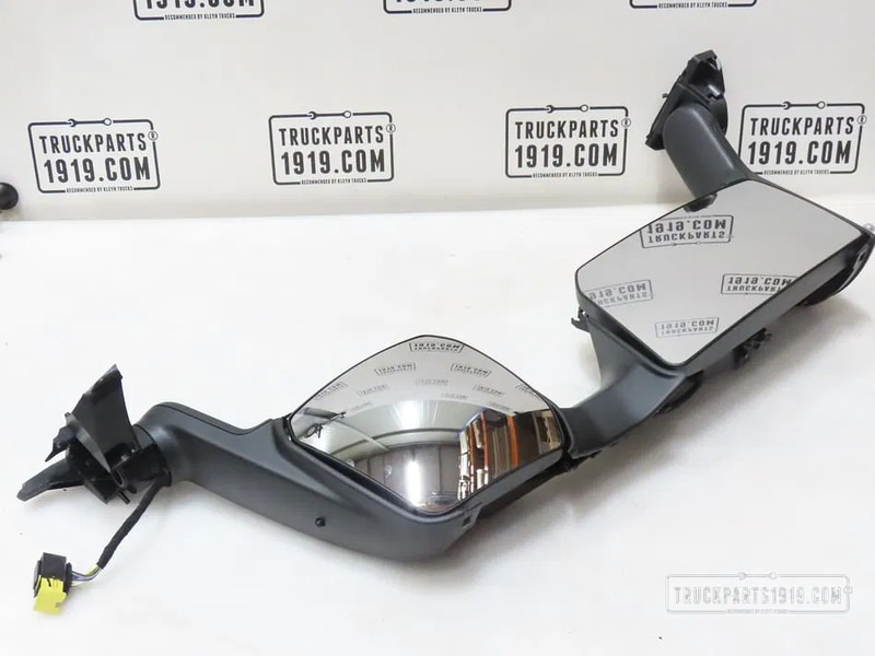 DAF 2424899 Spiegel, rechts, NGD - Зеркало заднего вида для Грузовиков: фото 1 DAF 2424899 Spiegel, rechts, NGD - Зеркало заднего вида для Грузовиков: фото 1