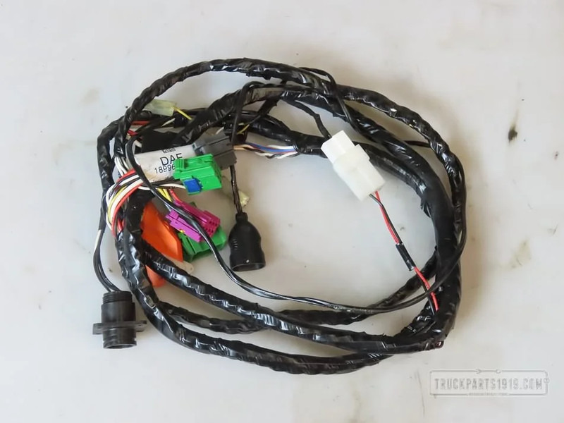 DAF Electrical System Kabelboom deur Li. DAF CF - Кабели/ Провода для Грузовиков: фото 1 DAF Electrical System Kabelboom deur Li. DAF CF - Кабели/ Провода для Грузовиков: фото 1