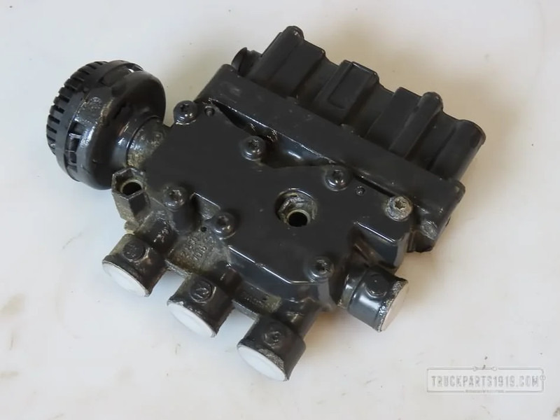 Iveco Compressed Air System ECAS magneetventiel Iveco - Клапан для Грузовиков: фото 1 Iveco Compressed Air System ECAS magneetventiel Iveco - Клапан для Грузовиков: фото 1