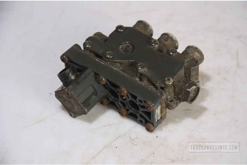 Iveco Compressed Air System Vooras ventiel Rechts - Клапан для Грузовиков: фото 2 Iveco Compressed Air System Vooras ventiel Rechts - Клапан для Грузовиков: фото 2