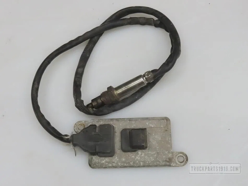 Iveco Electrical System NOx sensor Iveco - Сенсор для Грузовиков: фото 1 Iveco Electrical System NOx sensor Iveco - Сенсор для Грузовиков: фото 1