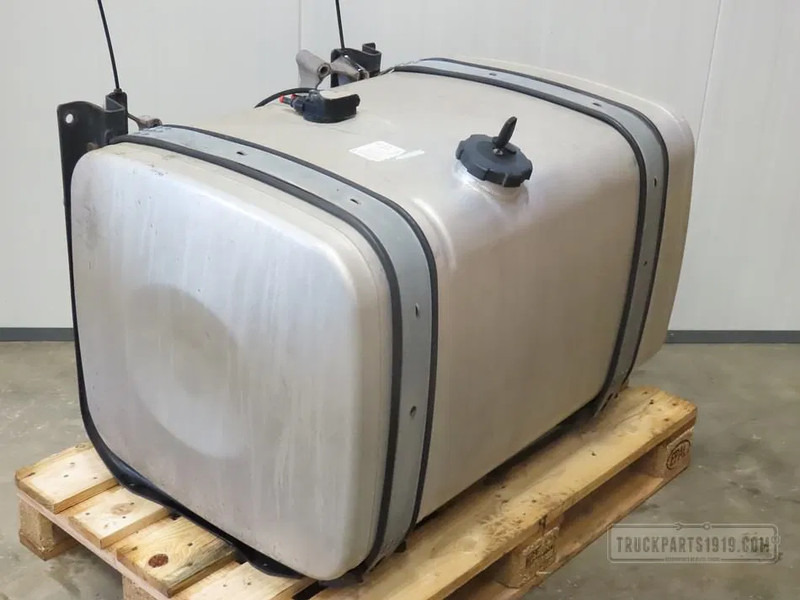 MAN Fuel System Brandstoftank + steunen 390L - Топливный бак для Грузовиков: фото 1 MAN Fuel System Brandstoftank + steunen 390L - Топливный бак для Грузовиков: фото 1