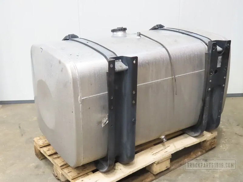 MAN Fuel System Brandstoftank + steunen 580L - Топливный бак для Грузовиков: фото 2 MAN Fuel System Brandstoftank + steunen 580L - Топливный бак для Грузовиков: фото 2