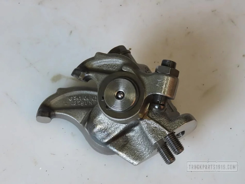 Mercedes-Benz Engines & Parts Tuimelaarset OM501 - Головка блока для Грузовиков: фото 1 Mercedes-Benz Engines & Parts Tuimelaarset OM501 - Головка блока для Грузовиков: фото 1