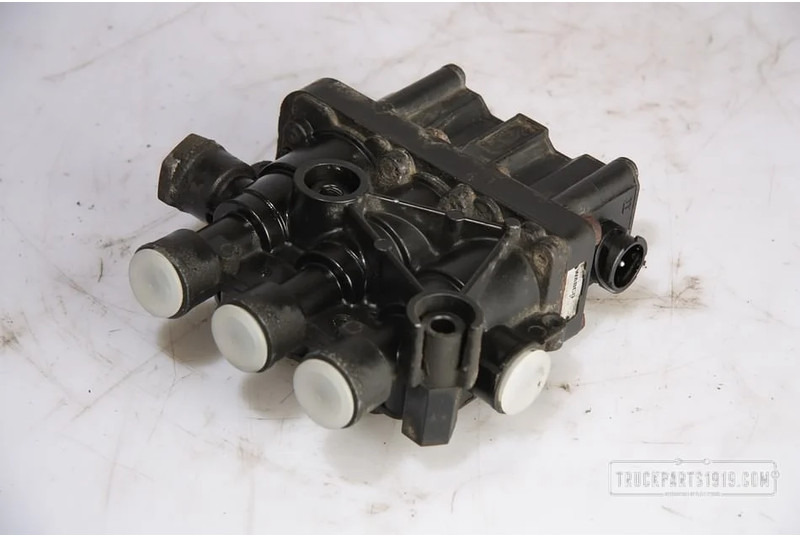 Volvo Compressed Air System ECAS Magneetventiel - Клапан для Грузовиков: фото 1 Volvo Compressed Air System ECAS Magneetventiel - Клапан для Грузовиков: фото 1