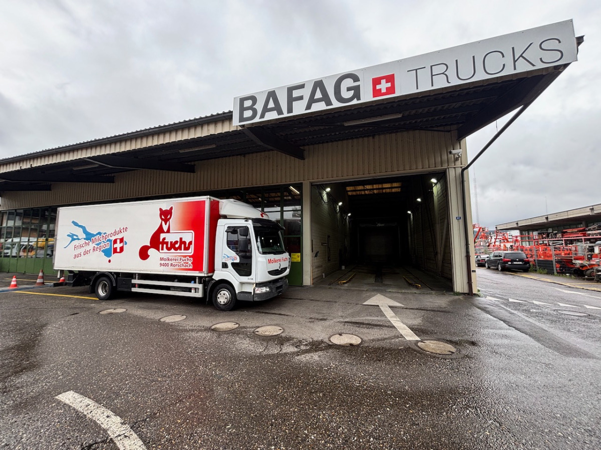 RENAULT Midlum 220-12EL - Рефрижератор: фото 2 RENAULT Midlum 220-12EL - Рефрижератор: фото 2