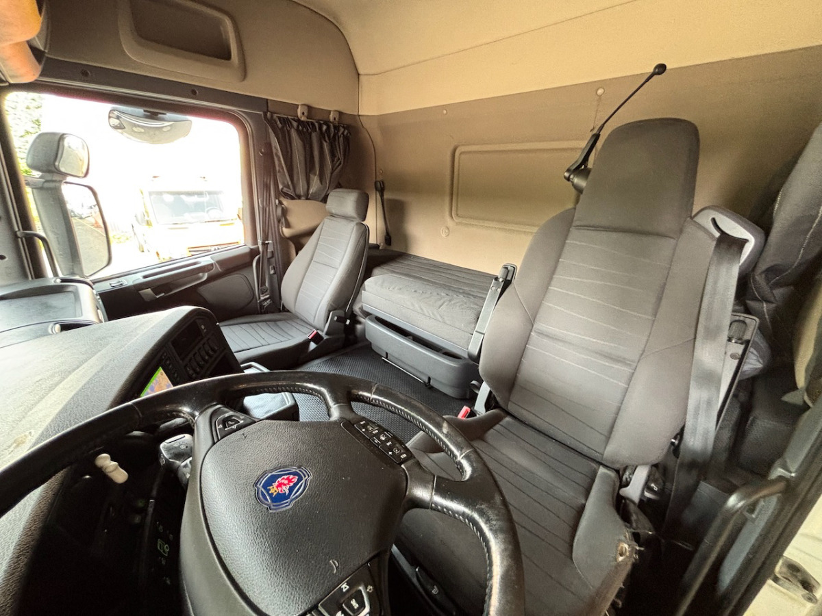 SCANIA G410 - Тентованный грузовик: фото 5 SCANIA G410 - Тентованный грузовик: фото 5