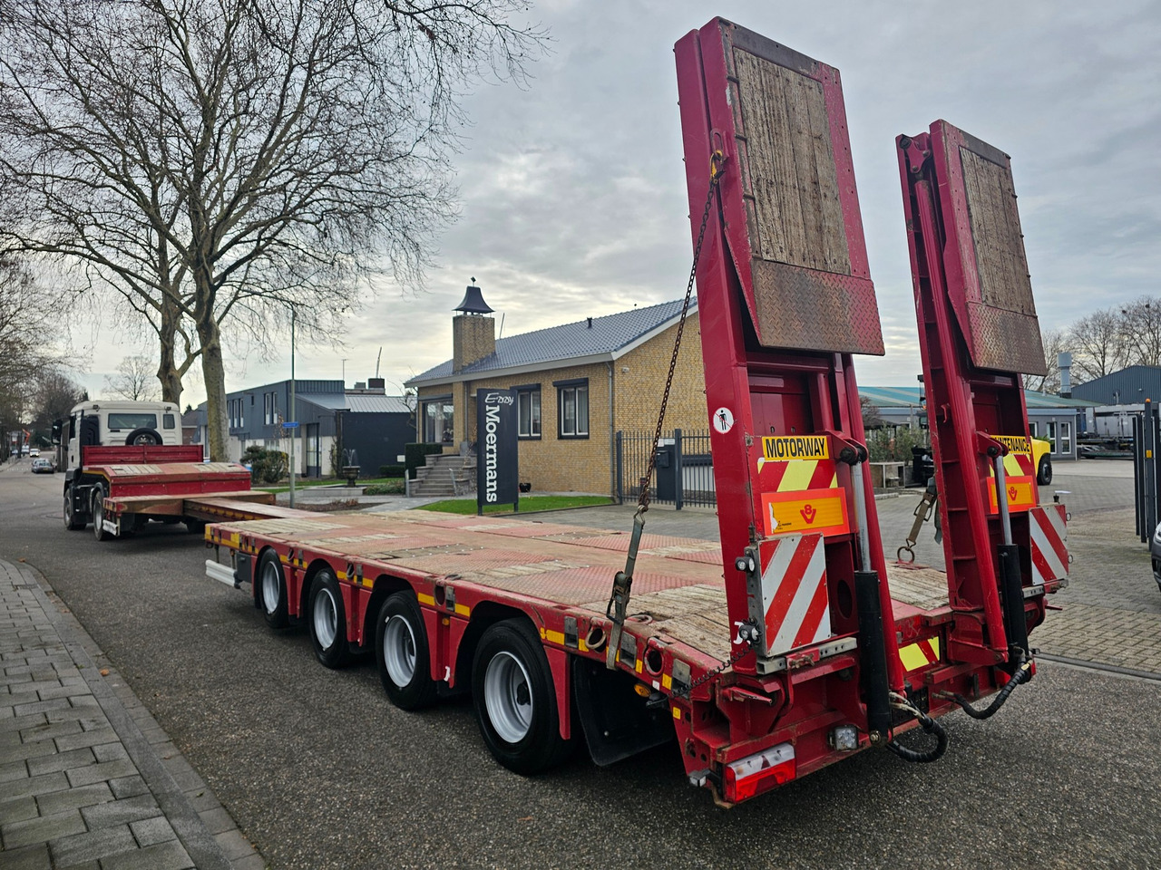 Kässbohrer LB4E With Hydraulic Flip Ramps - Низкорамный полуприцеп: фото 3 Kässbohrer LB4E With Hydraulic Flip Ramps - Низкорамный полуприцеп: фото 3