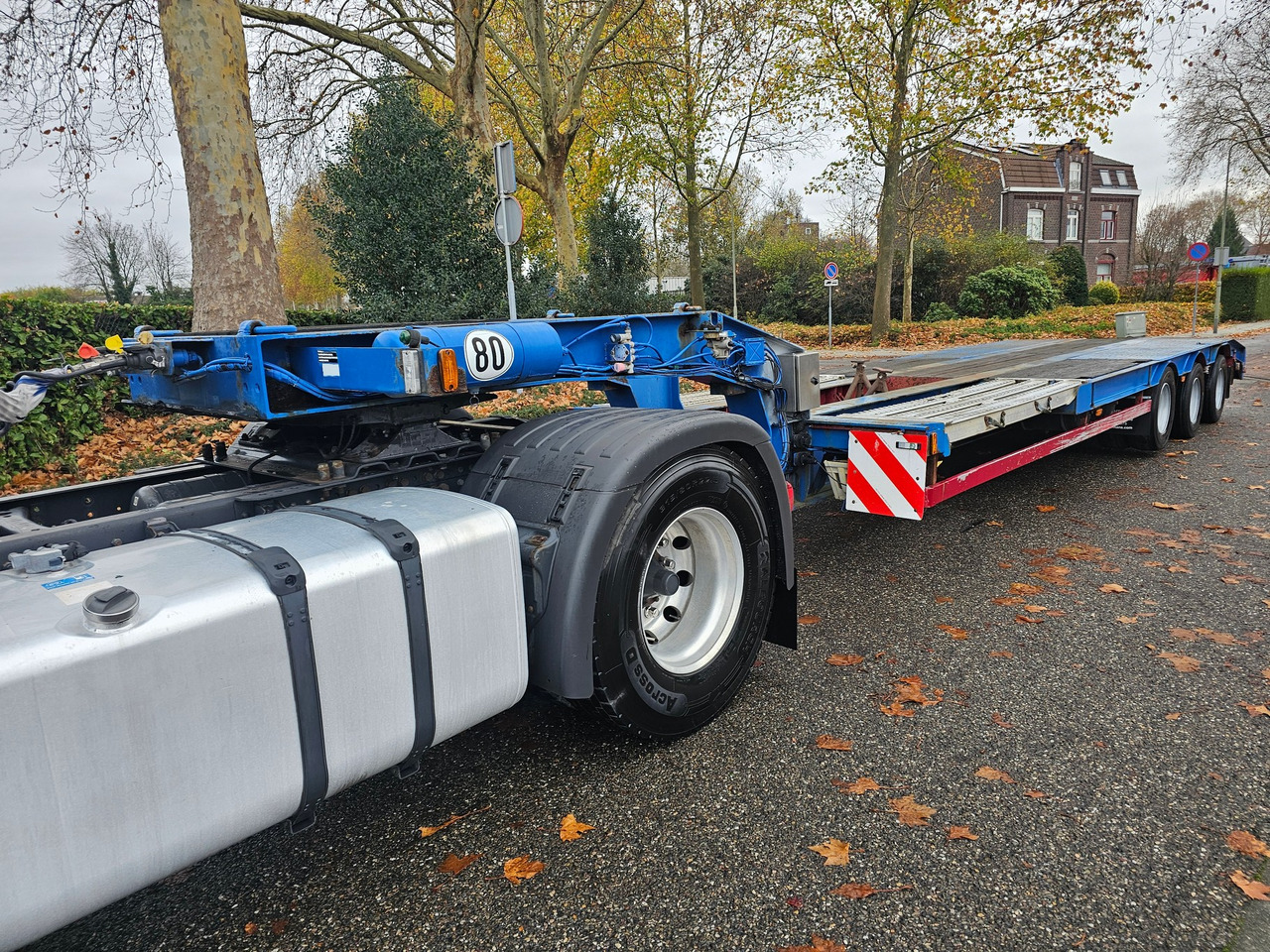 Langendorf ATUE 30/34 - Низкорамный полуприцеп: фото 4 Langendorf ATUE 30/34 - Низкорамный полуприцеп: фото 4