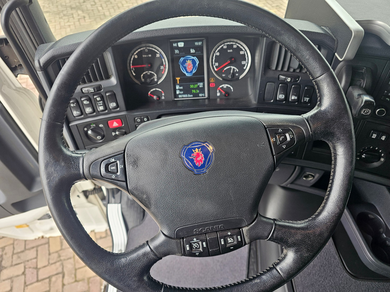 Scania R450 Highline - Тягач: фото 5 Scania R450 Highline - Тягач: фото 5