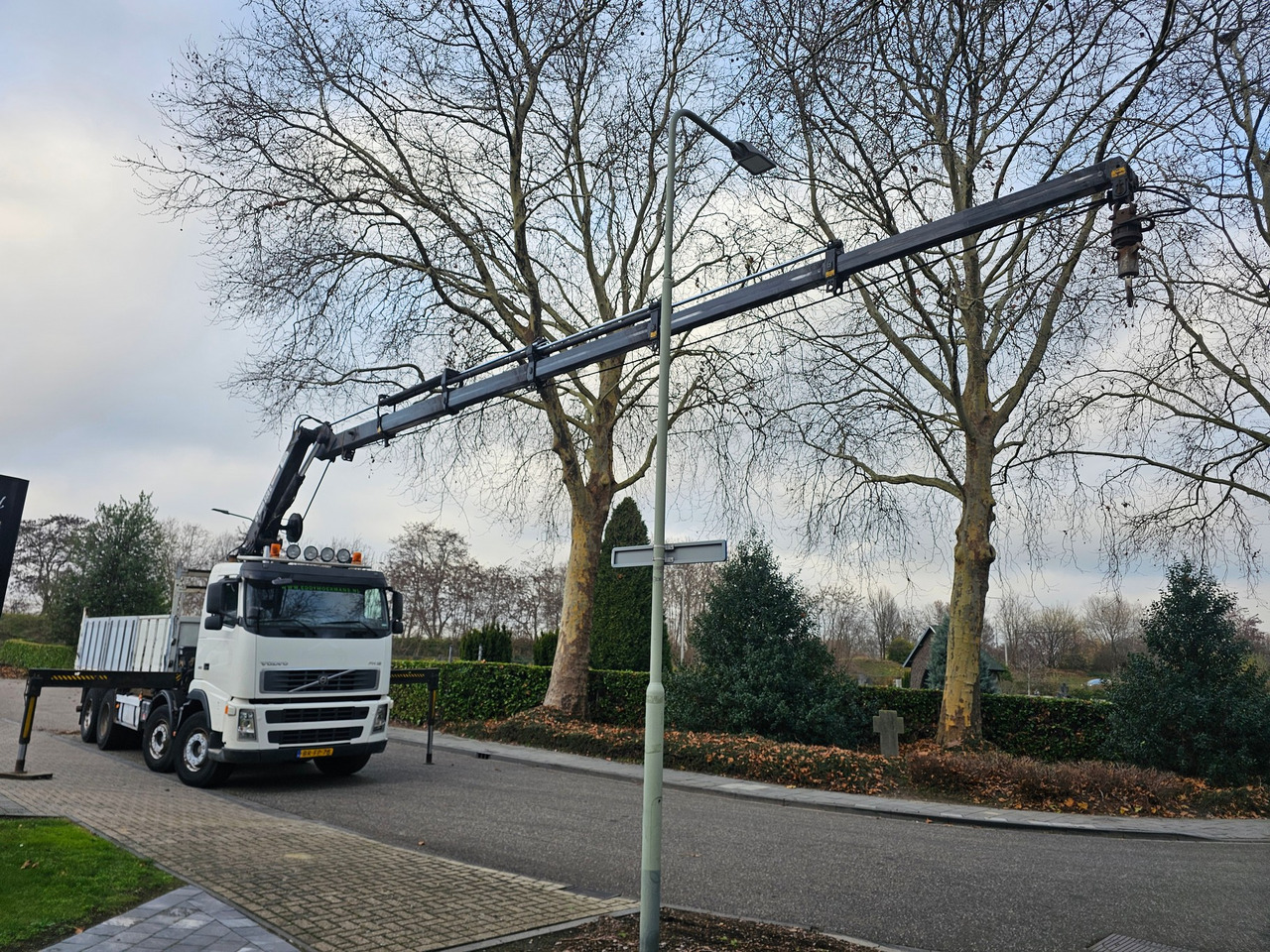 Volvo FH 420 8x4 - Автоманипулятор: фото 4 Volvo FH 420 8x4 - Автоманипулятор: фото 4