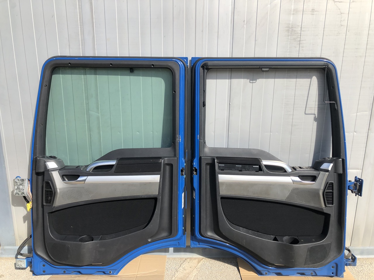 DOORS MAN TGS COMPLETE - Дверь и запчасти для Грузовиков: фото 4 DOORS MAN TGS COMPLETE - Дверь и запчасти для Грузовиков: фото 4