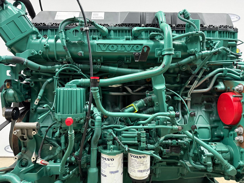 Volvo D13K460L - Двигатель: фото 2 Volvo D13K460L - Двигатель: фото 2