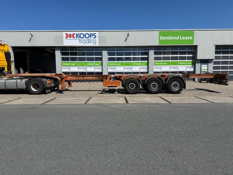 Broshuis MFCC container chassis Multi functioneel 2x 20 1x 30 1x 40 1x 45 saf assen uitschuifbaar tot 14,40 - Шасси полуприцеп: фото 1 Broshuis MFCC container chassis Multi functioneel 2x 20 1x 30 1x 40 1x 45 saf assen uitschuifbaar tot 14,40 - Шасси полуприцеп: фото 1