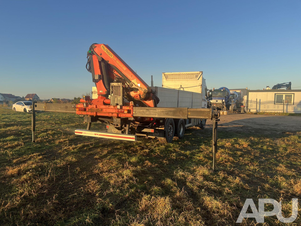 Volvo FM12 - Грузовик бортовой/ Платформа, Автоманипулятор: фото 5 Volvo FM12 - Грузовик бортовой/ Платформа, Автоманипулятор: фото 5