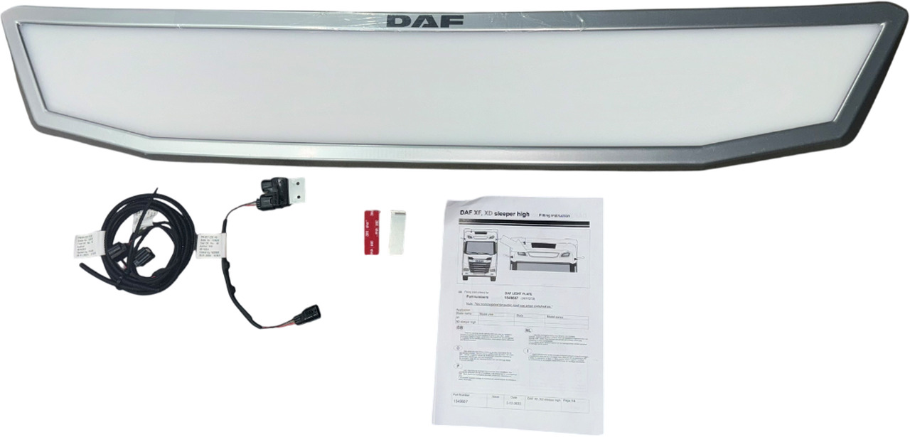 DAF XF XD XG VERLICHTINGSSCHERM RUIMTE (SH) LED PLAAT DAK 1549607 - Свет/ Освещение для Грузовиков: фото 1 DAF XF XD XG VERLICHTINGSSCHERM RUIMTE (SH) LED PLAAT DAK 1549607 - Свет/ Освещение для Грузовиков: фото 1