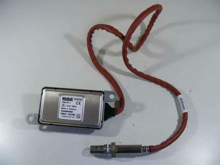 DAF nox sensor 2011649 - Глушитель/ Выхлопная система для Грузовиков: фото 1 DAF nox sensor 2011649 - Глушитель/ Выхлопная система для Грузовиков: фото 1