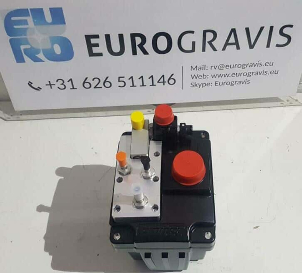 Daf lf/cf adblue unit new emitec 1705244, 1409391 - Подготовка топлива для Грузовиков: фото 1 Daf lf/cf adblue unit new emitec 1705244, 1409391 - Подготовка топлива для Грузовиков: фото 1