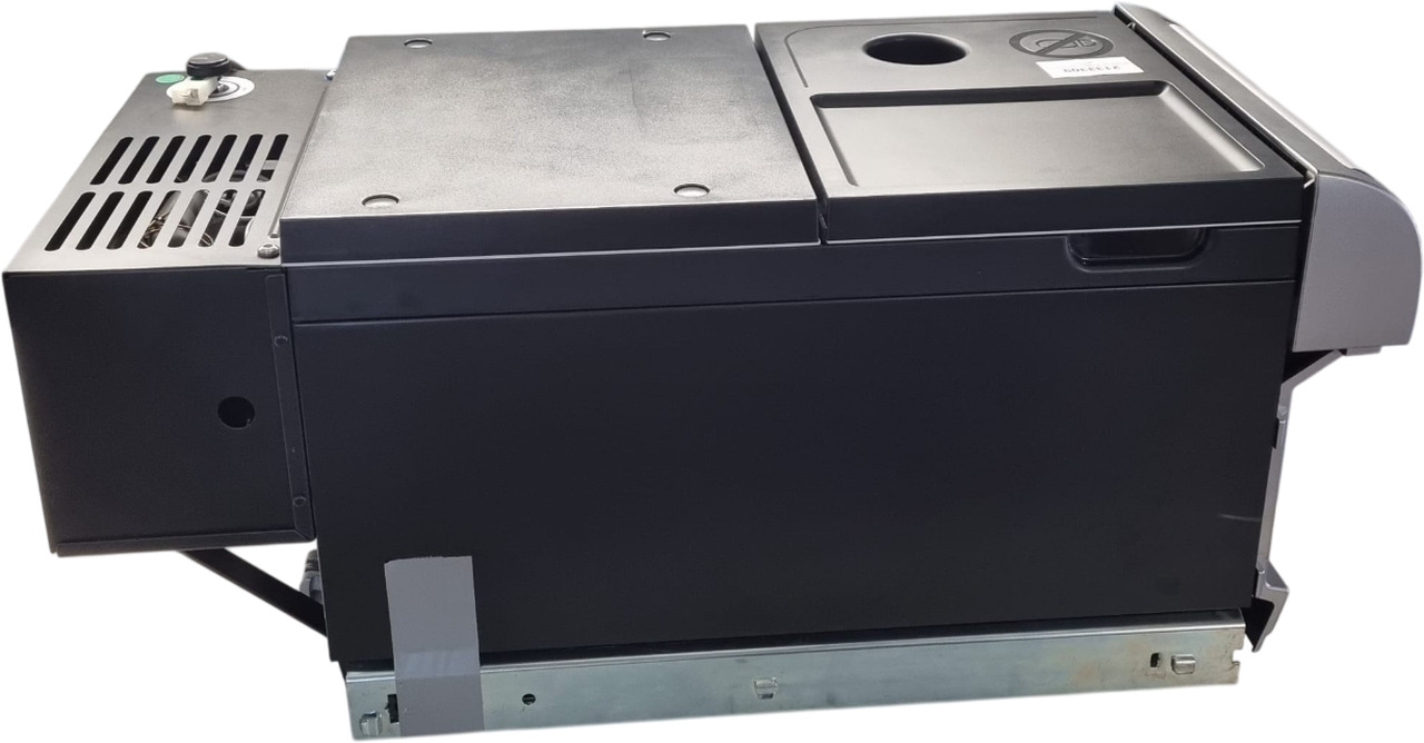 VRIEZER DAF XF EURO 6 KOELBOX 40 LTR 2133309 - Кабина и интерьер для Грузовиков: фото 3 VRIEZER DAF XF EURO 6 KOELBOX 40 LTR 2133309 - Кабина и интерьер для Грузовиков: фото 3