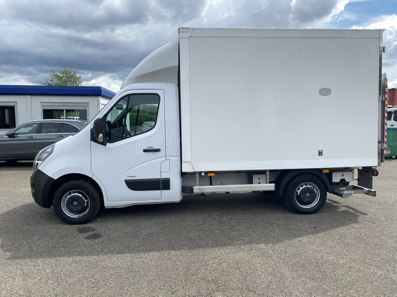 OPEL movano diesel hayon étagères - Малотоннажный рефрижератор: фото 2 OPEL movano diesel hayon étagères - Малотоннажный рефрижератор: фото 2