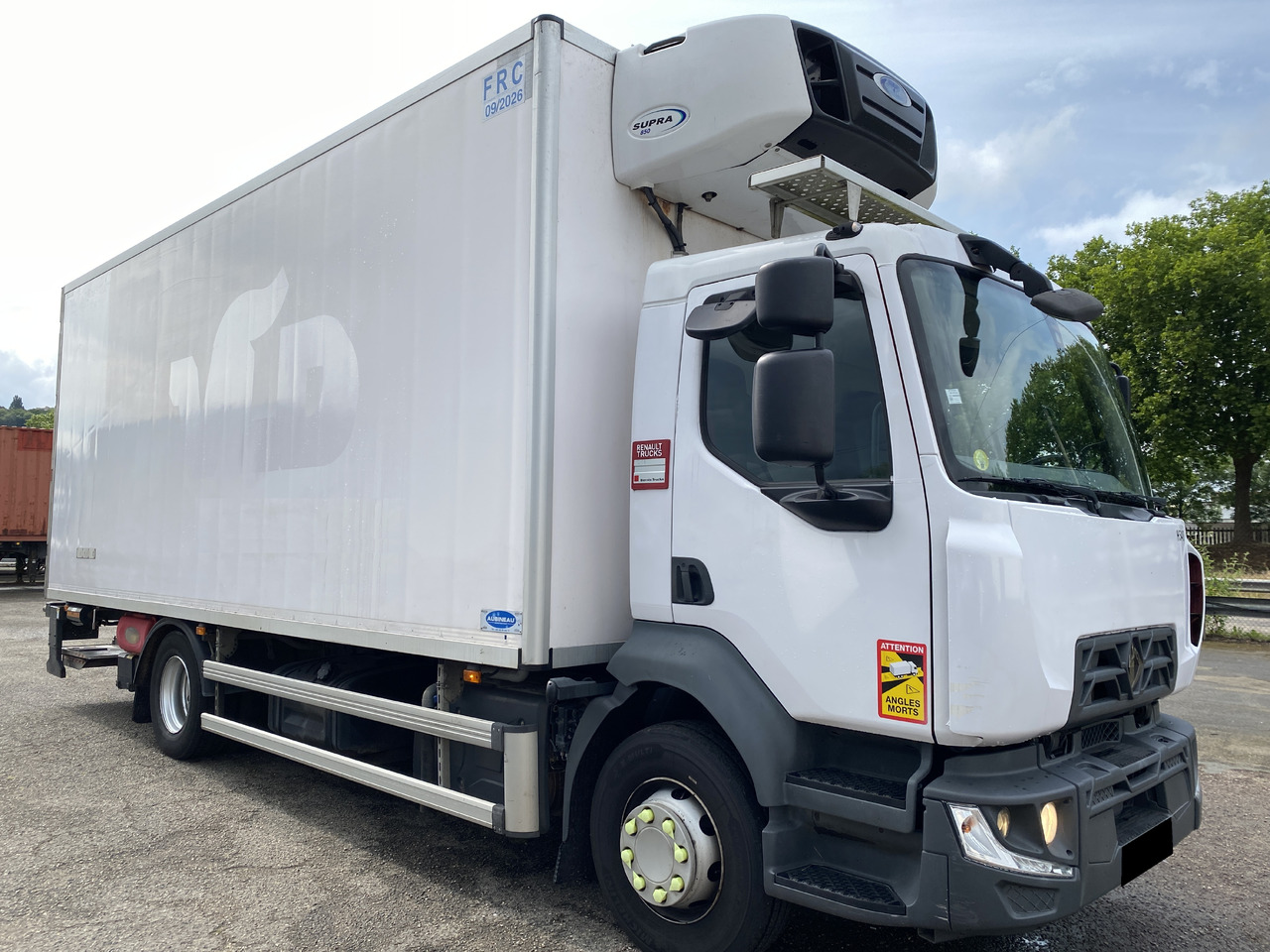 RENAULT D16 - Рефрижератор: фото 1 RENAULT D16 - Рефрижератор: фото 1