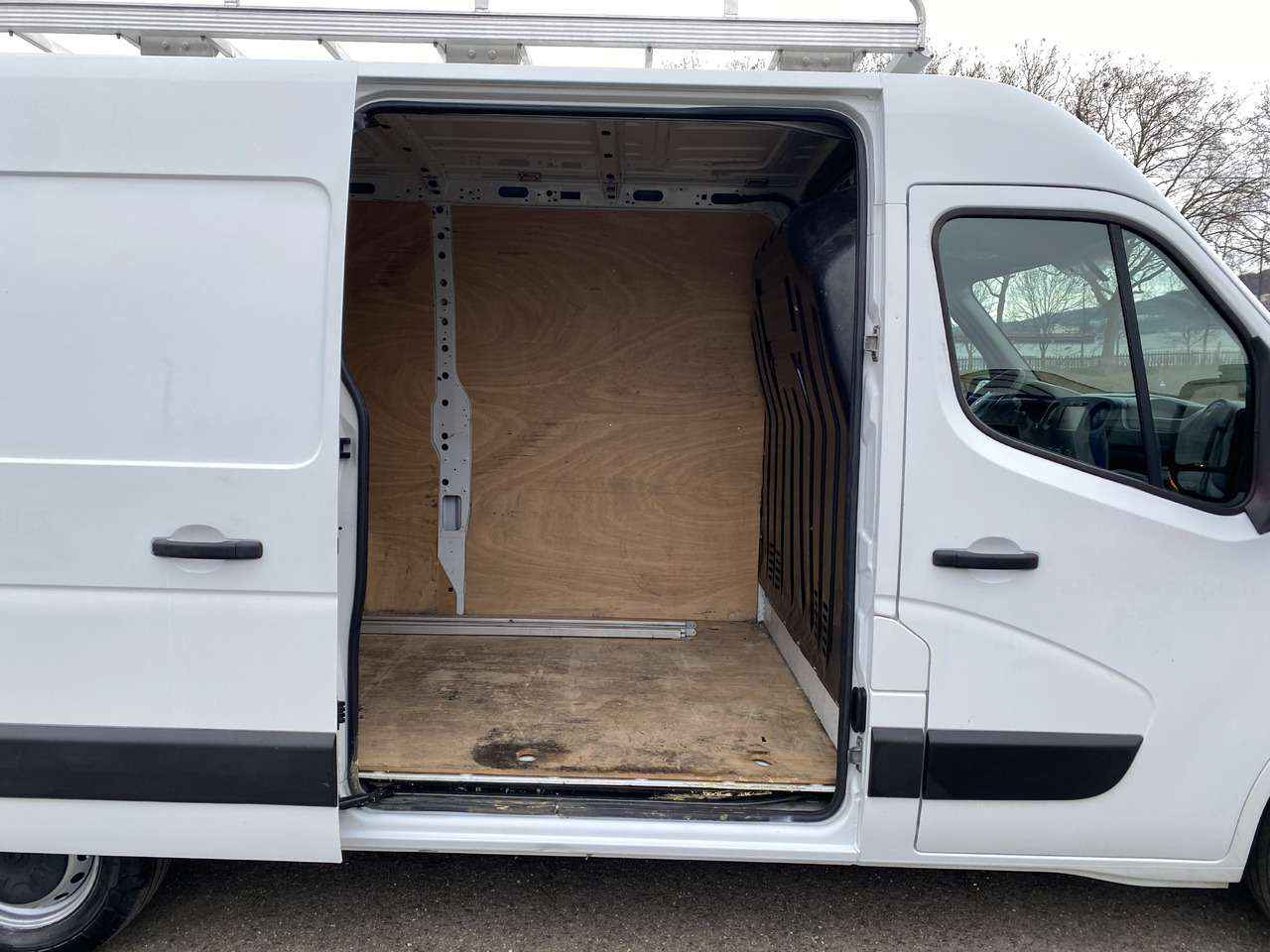 RENAULT MASTER - Цельнометаллический фургон: фото 3 RENAULT MASTER - Цельнометаллический фургон: фото 3