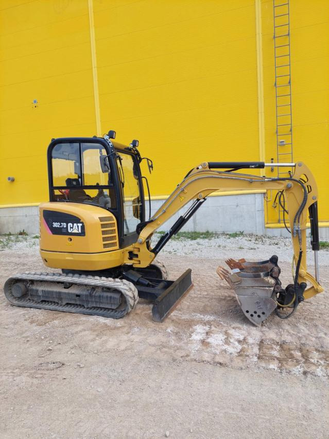 CATERPILLAR 302.7DCR - Мини-экскаватор: фото 2 CATERPILLAR 302.7DCR - Мини-экскаватор: фото 2