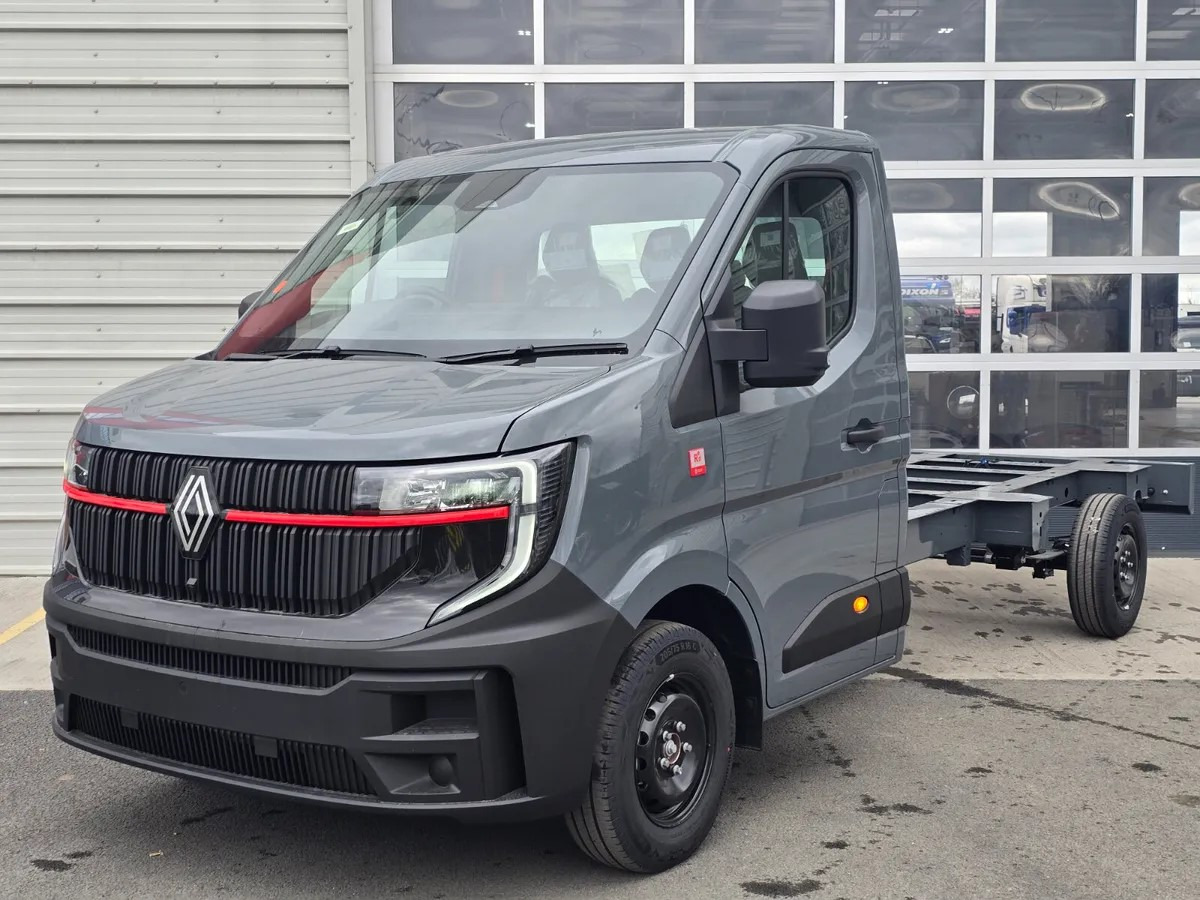2025 Renault Master Chassis and Cab 170BHP - Грузовик-шасси: фото 2 2025 Renault Master Chassis and Cab 170BHP - Грузовик-шасси: фото 2
