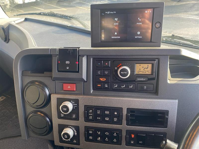 Тягач 2020 RENAULT T520 TAG 6X2: фото 11